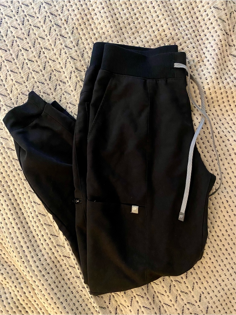 Fabletics scrub set - Picture 2 of 6